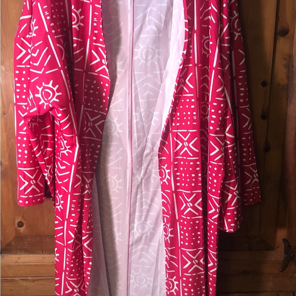 Fuchsia and White Patterned Duster